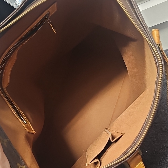 Louis Vuitton Cabas Mezzo Monogram Tote - Picture 5 of 10